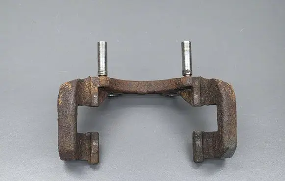 Citroen DS5 Front Brake Caliper Pad/Carrier