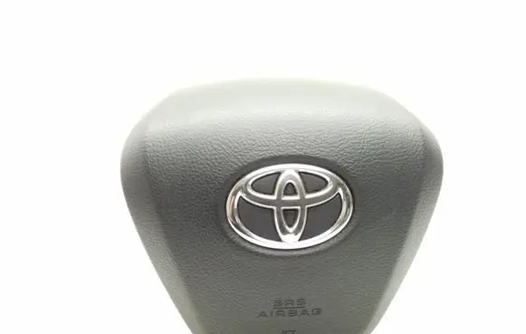 Toyota Avensis T270 Steering wheel airbag