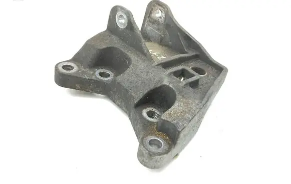 Land Rover Discovery Sport Engine mounting bracket GJ326P096AE