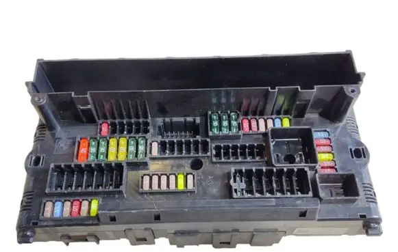 BMW 7 F01 F02 F03 F04 Fuse module 9252815 1703344 04922103
