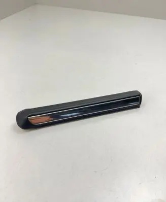 Fiat 500 Front door glass trim molding 