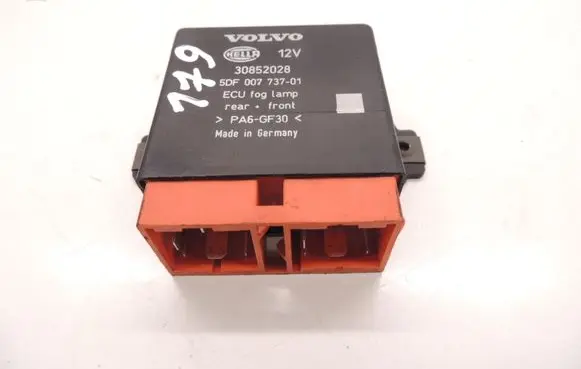 Volvo S40, V40 Light module LCM 30852028 5DF00773701 D179