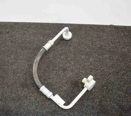 Volvo XC90 Air conditioning (A/C) pipe/hose 31390897