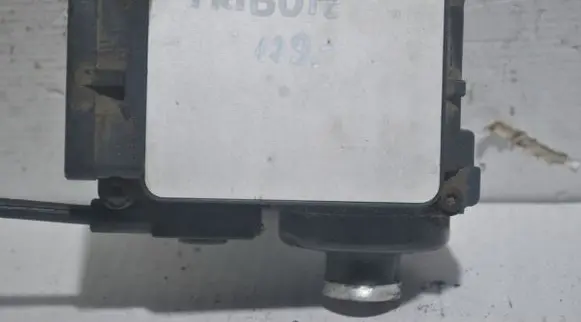 Mazda Tribute Air suspension control unit module (rear) YL8F9C734EE