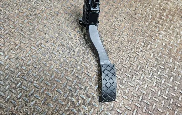 Volkswagen Tiguan Allspace Accelerator throttle pedal 5QN723503