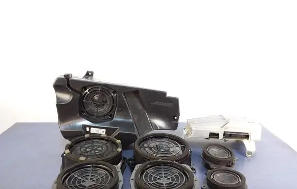 Audi TT TTS Mk2 Subwoofer speaker 8J0035464