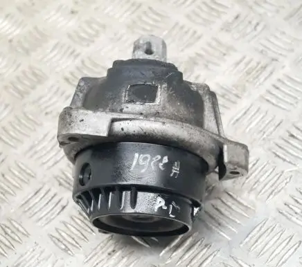 BMW 6 F12 F13 Engine mount bracket