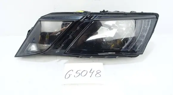 Skoda Octavia Mk3 (5E) Headlight/headlamp 5E1941015C 030110420100