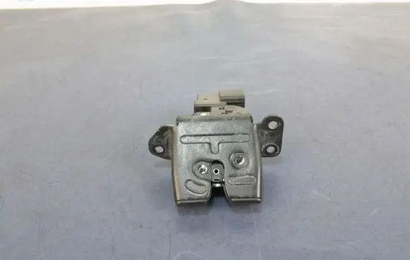 Hyundai i30 Tailgate/trunk/boot lock/catch/latch 81230A6000