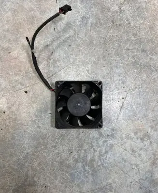 BMW 5 F10 F11 Engine control unit/module fan 6983075