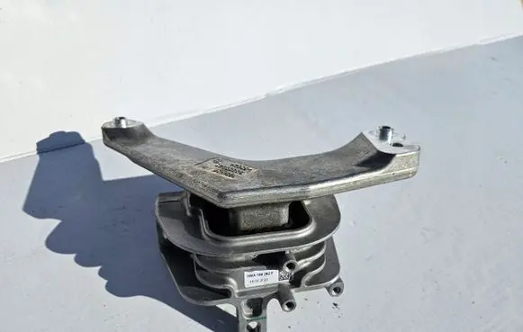 Cupra Formentor Engine mount bracket