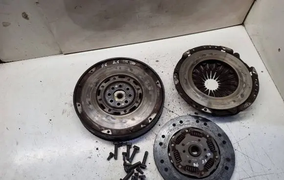 Audi A6 S6 C5 4B Clutch set kit 059105266A