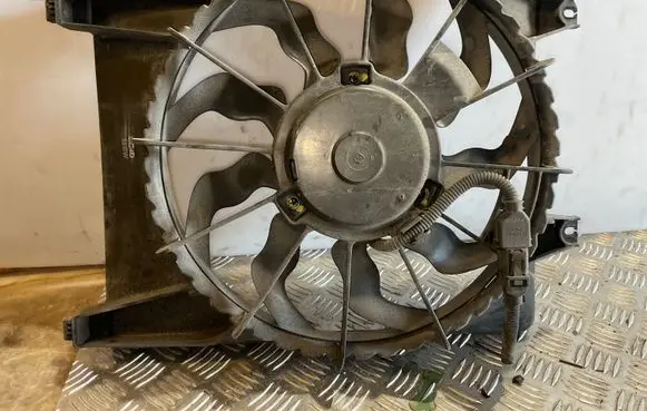 Hyundai Santa Fe Electric radiator cooling fan CC4D