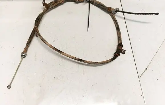 Handbrake/parking brake wiring cable
