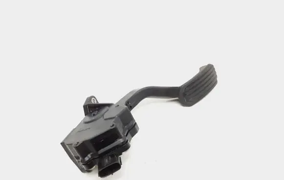 Toyota Camry Accelerator throttle pedal 7811006010