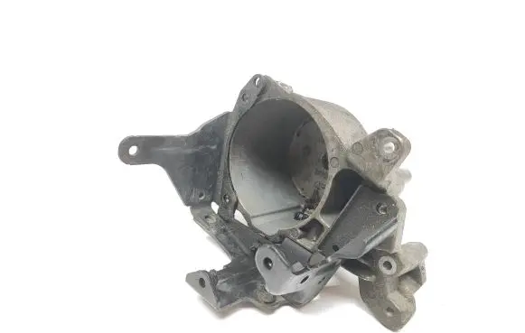 Volvo V40 Fuel filter bracket/mount holder AV6Q9180CA