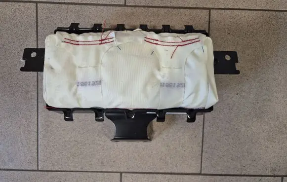 KIA Ceed Passenger airbag 84530-A2000