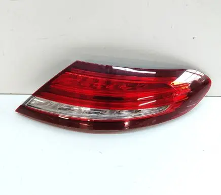 Mercedes-Benz C W205 Rear/tail lights A2059066400