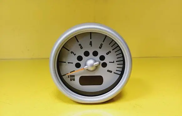 Mini One - Cooper R50 - 53 Speedometer (instrument cluster) 6932512 6211-6932512
