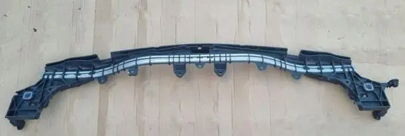 Mercedes-Benz C W205 Top upper radiator support slam panel