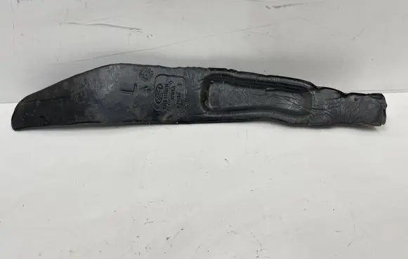 Ford Puma Fender end trim L1TBS16E561AB
