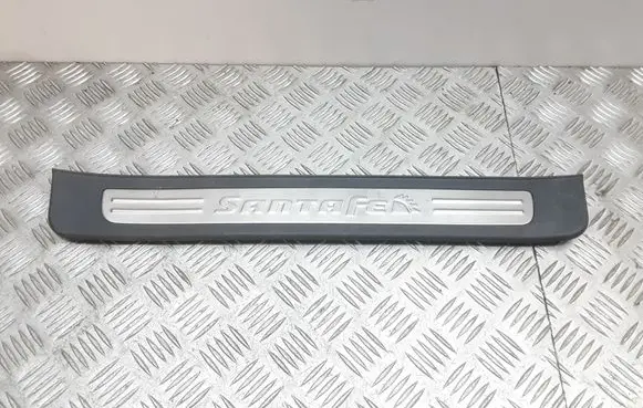Hyundai Santa Fe Front sill trim cover 858812B000
