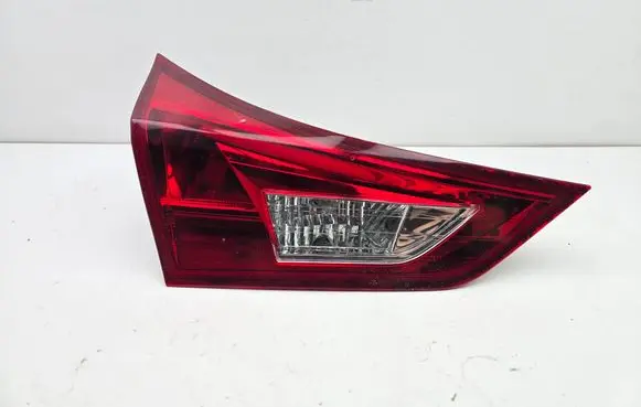 Toyota Auris E180 Tailgate rear/tail lights 02260 05170237