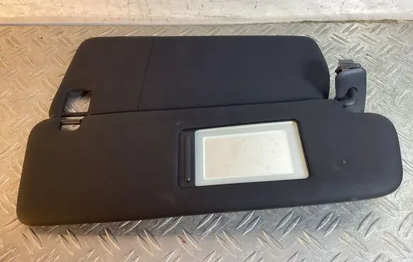 Porsche Cayenne (92A) Sun visor 7P0857552D