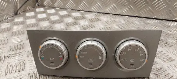 Subaru Forester SG Climate control unit 72311SA081