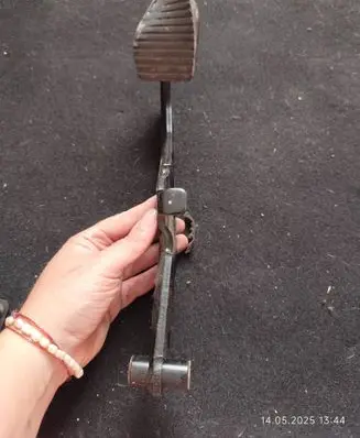 Citroen C4 I Brake pedal 9653940880