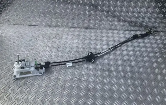 Volvo V40 Gear selector/shifter in gearbox 31325596