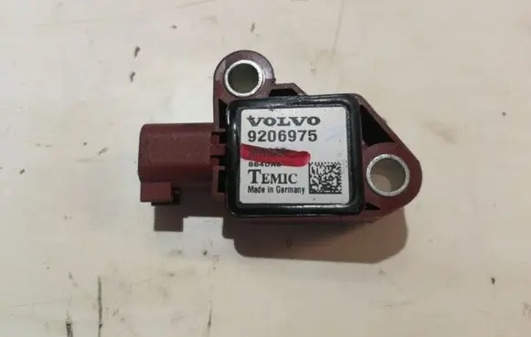Volvo V50 Airbag deployment crash/impact sensor 9206975