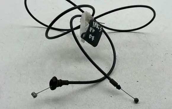 Toyota Yaris Engine bonnet (hood) release handle