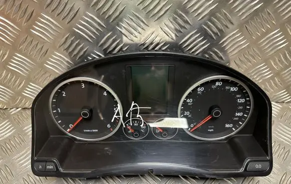 KIA Ceed Speedometer (instrument cluster) V0004000