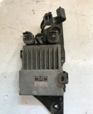 Toyota Corolla Verso AR10 Fuel injection control unit/module 8987120070