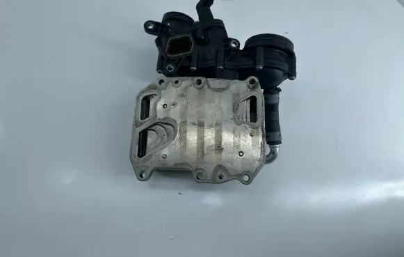 Audi A7 S7 4G Oil filter mounting bracket