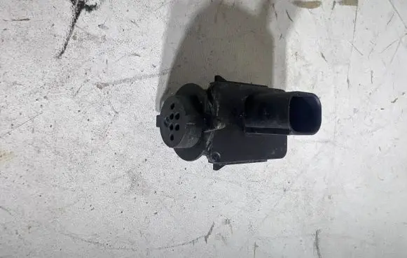 BMW X5 G05 AUC sensor 6833647