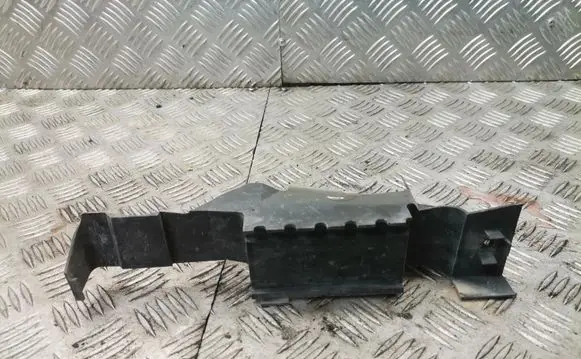 Skoda Superb B5 (3U) Intercooler air guide/duct channel