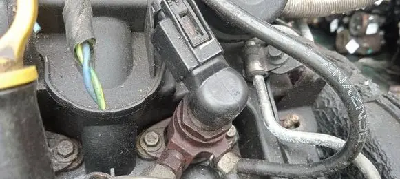 Peugeot 607 Fuel injector 5U3Q9K546AA 5U3Q-9K546-AA