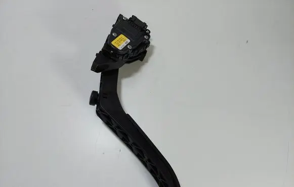 Audi Q7 4L Accelerator pedal position sensor 4L0723507D
