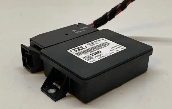 Audi Q5 SQ5 8R Hand brake control module 8K0907801M 8K0907801J 32620291A