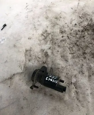 Infiniti Q50 Headlight washer pump 