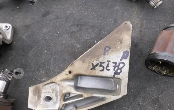 BMW X5 E70 Engine mounting bracket 4485304