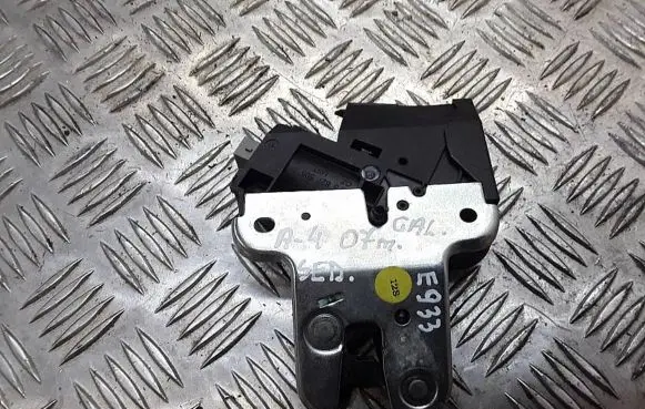 Audi A4 S4 B7 8E 8H Tailgate/trunk/boot lock/catch/latch 4F5827505