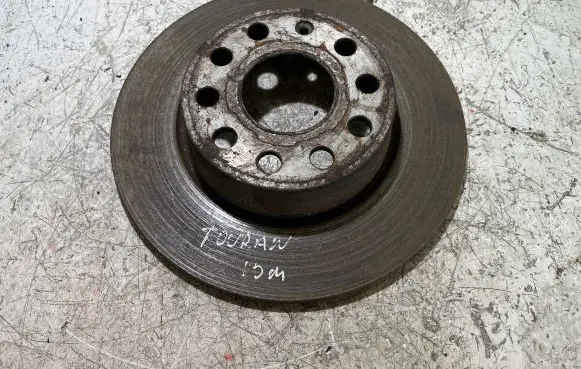 Volkswagen Touran II Rear brake disc