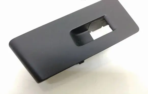 Volkswagen PASSAT B7 Rear door window switch trim 3AA868750
