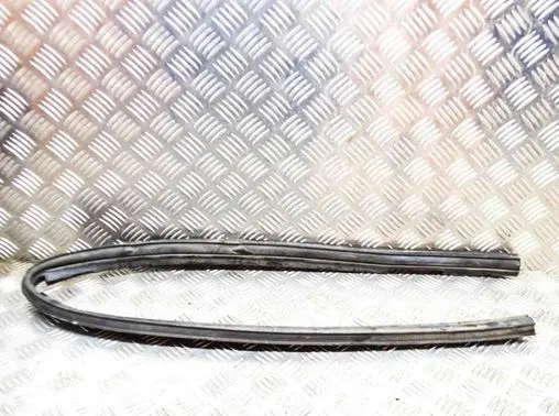 Alfa Romeo 159 Engine compartment rubber 