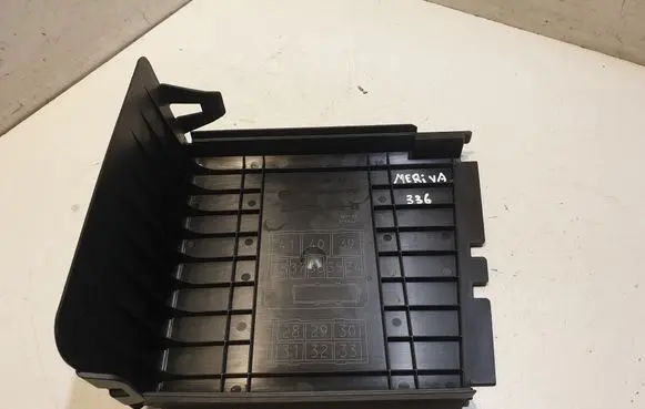 Opel Meriva A Fuse box cover 93363144