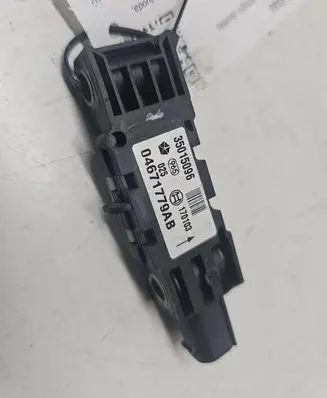 Chrysler Pacifica Airbag deployment crash/impact sensor 04671779AB