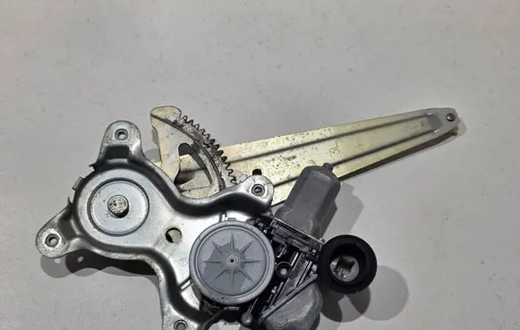 Rear door window regulator with motor
